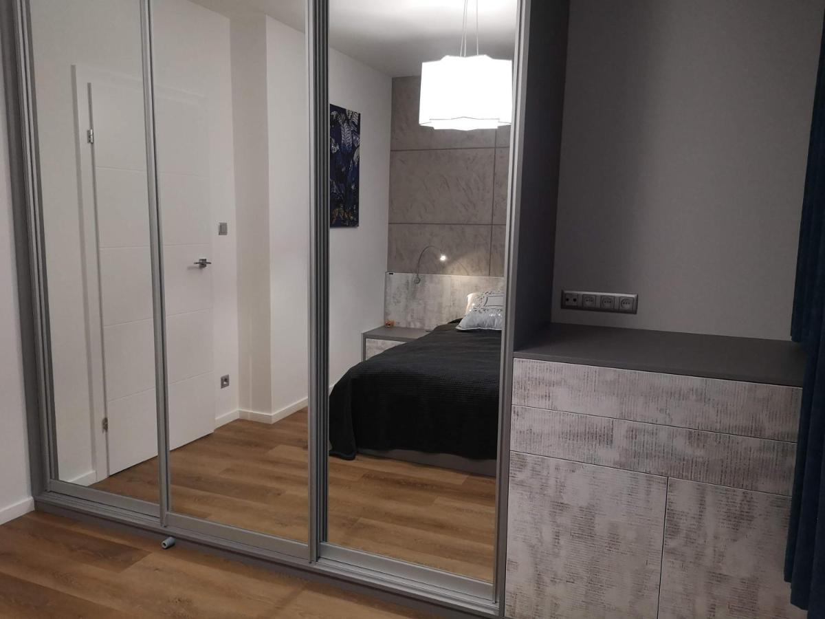 Apartament Platynowy W Centrum Miasta Čenstochová Exteriér fotografie